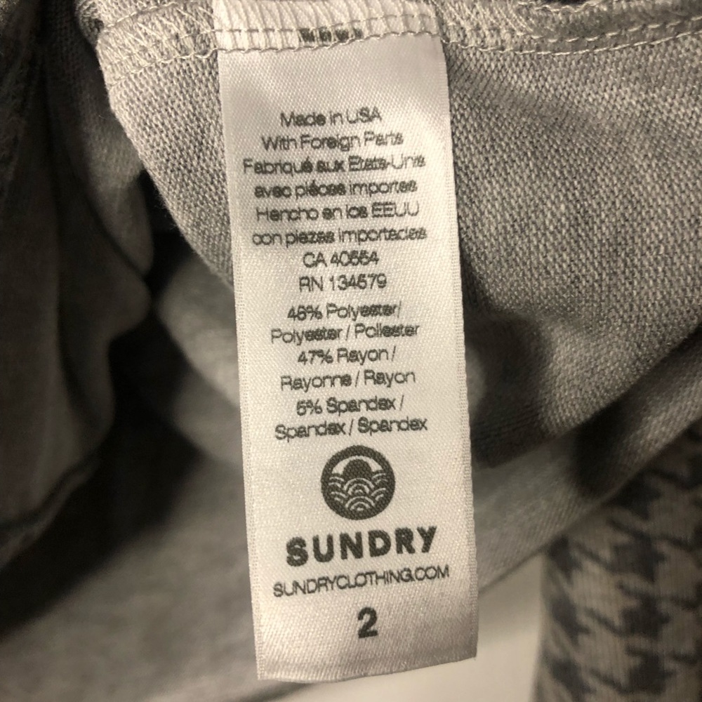 Sundry Houndstooth Python Drapey Cardigan - Picture 10 of 12